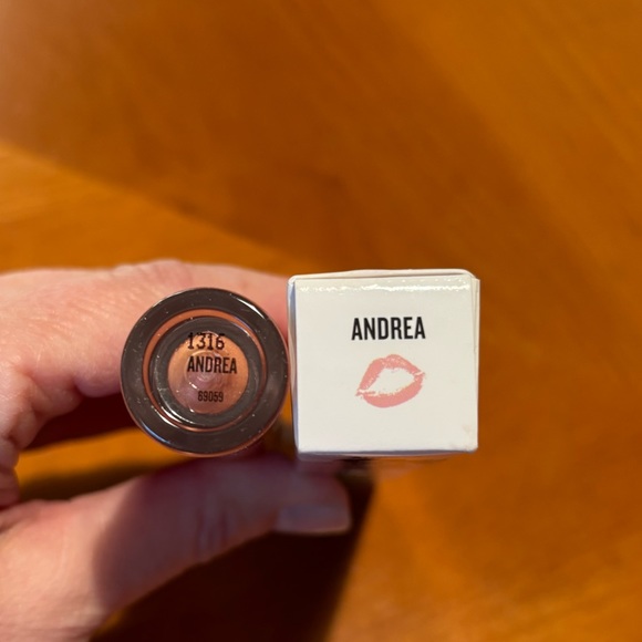 Buxom Full-On Lip Polish Lip Gloss - Picture 11 of 16